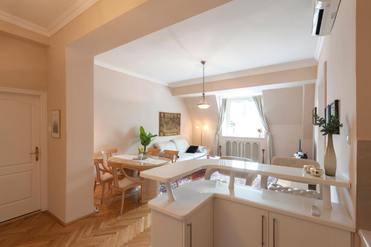 Opera & Basilica 2 Bedrooms With Balcony Budapest Extérieur photo