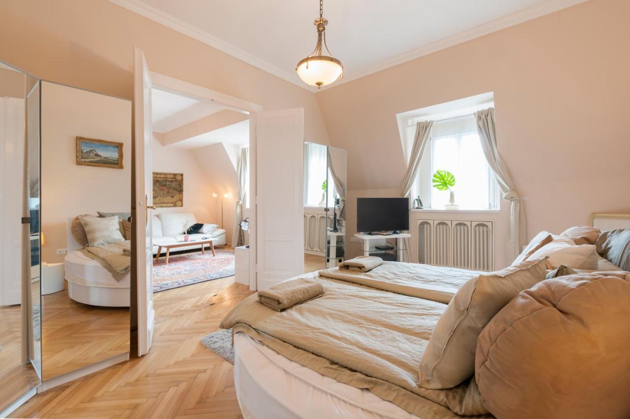 Opera & Basilica 2 Bedrooms With Balcony Budapest Extérieur photo