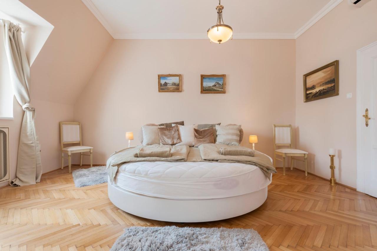 Opera & Basilica 2 Bedrooms With Balcony Budapest Extérieur photo